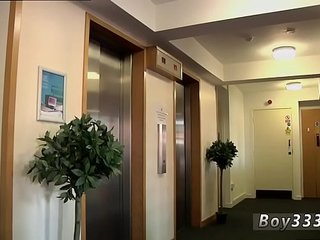 Fuck boy tube gay twink Reece has been looking for the right office