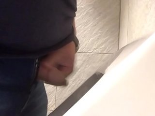 Public Toilet Cumshot